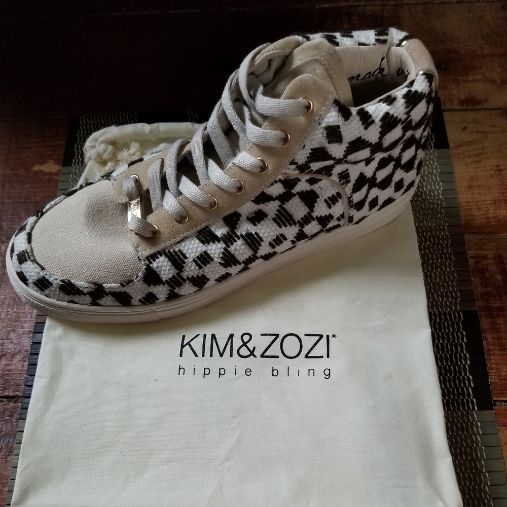 CHECKERED HIGH TOPS